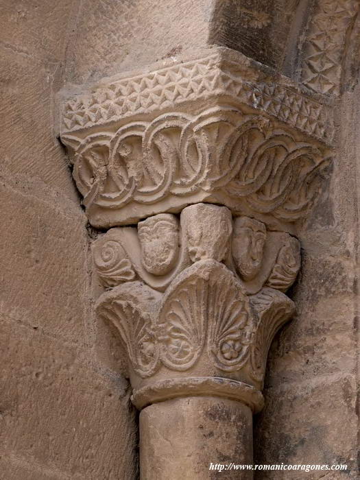 CAPITEL DE LA CABECERA